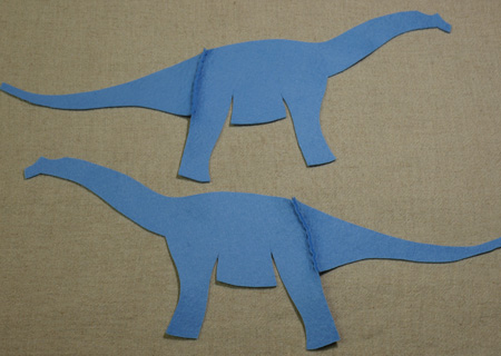 フェルトの恐竜アルゼンチノサウルス２の作り方07