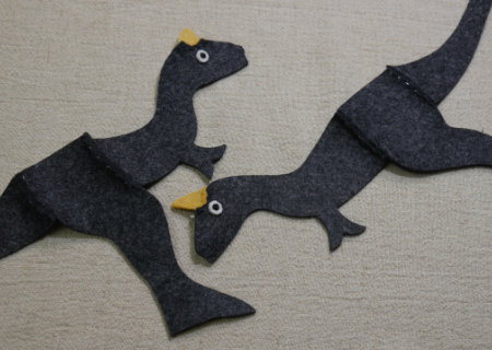 フェルトの恐竜カルノタウルスSDの作り方04