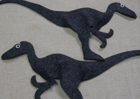 フェルトの恐竜ヴェロキラプトルSD２の作り方05