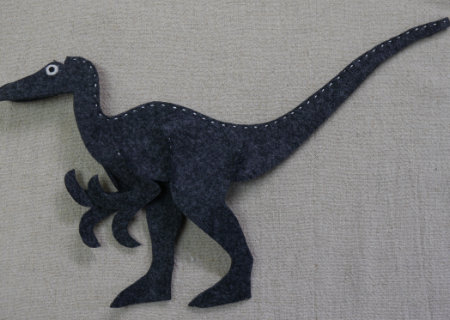 フェルトの恐竜ヴェロキラプトルSD２の作り方06