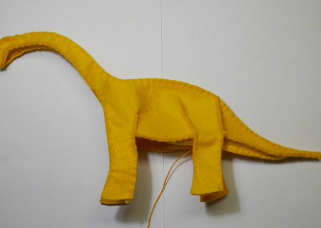 恐竜ぬいぐるみ　ブラキオサウルス 08