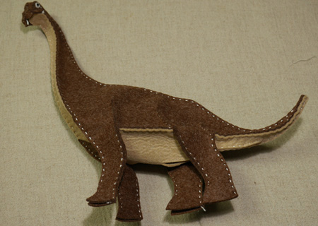 フェルトの恐竜ブラキオサウルスSDの作り方09