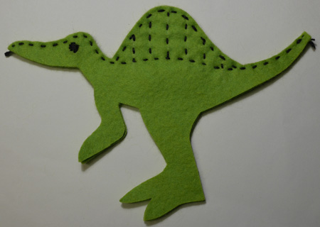 フェルトの恐竜スピノサウルスMの作り方05