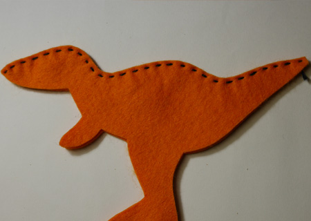 フェルトの恐竜ティラノサウルスMの作り方03